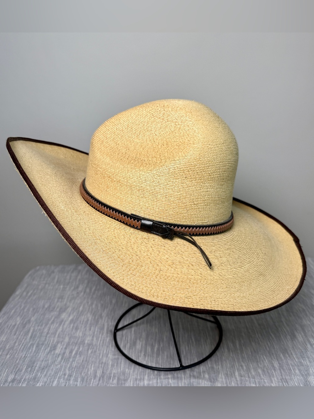 SunBody Hats Palm Leaf Wide Brim Hat Zigzag Leather Band Summer Resort Beach 7
